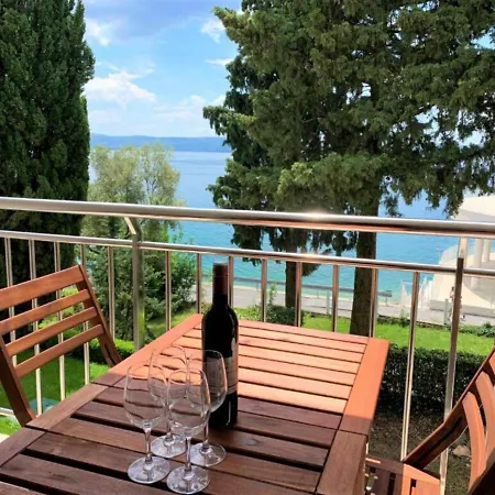 Apartmani Heta Alagic I Selce Exterior photo