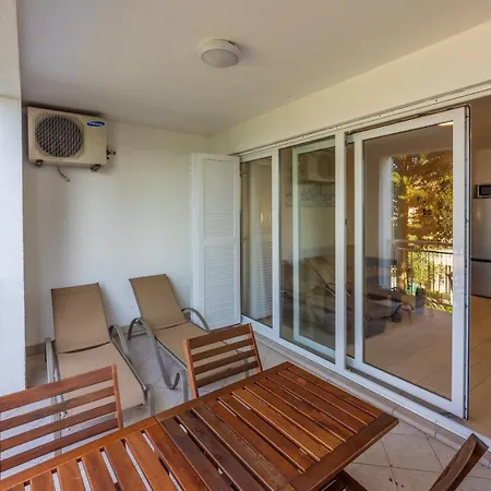 Apartmani Heta Alagic I Selce Exterior photo
